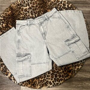 H&M Light Gray Washed Wide Leg Cargo Jeans